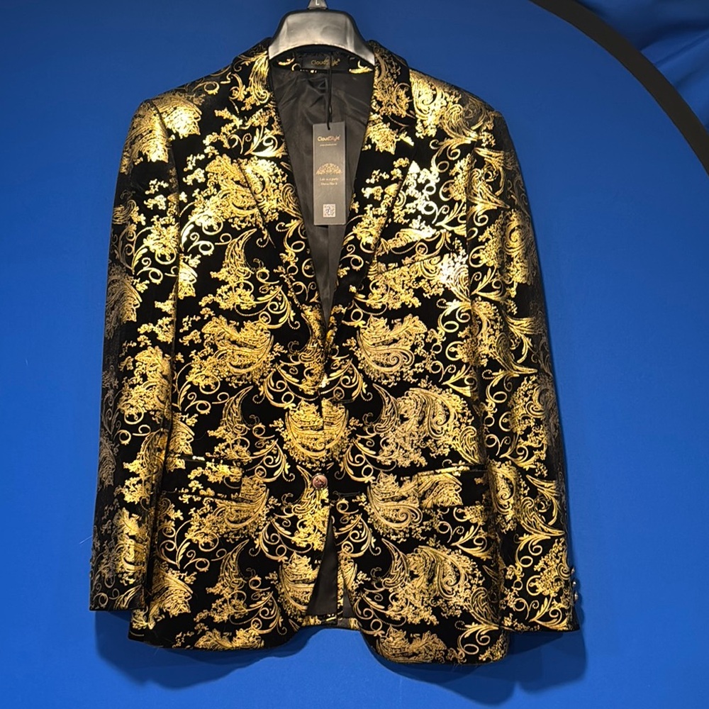 Gold and Black men’s Patterned velvet Blazer. Size XS.  Never worn with tags.